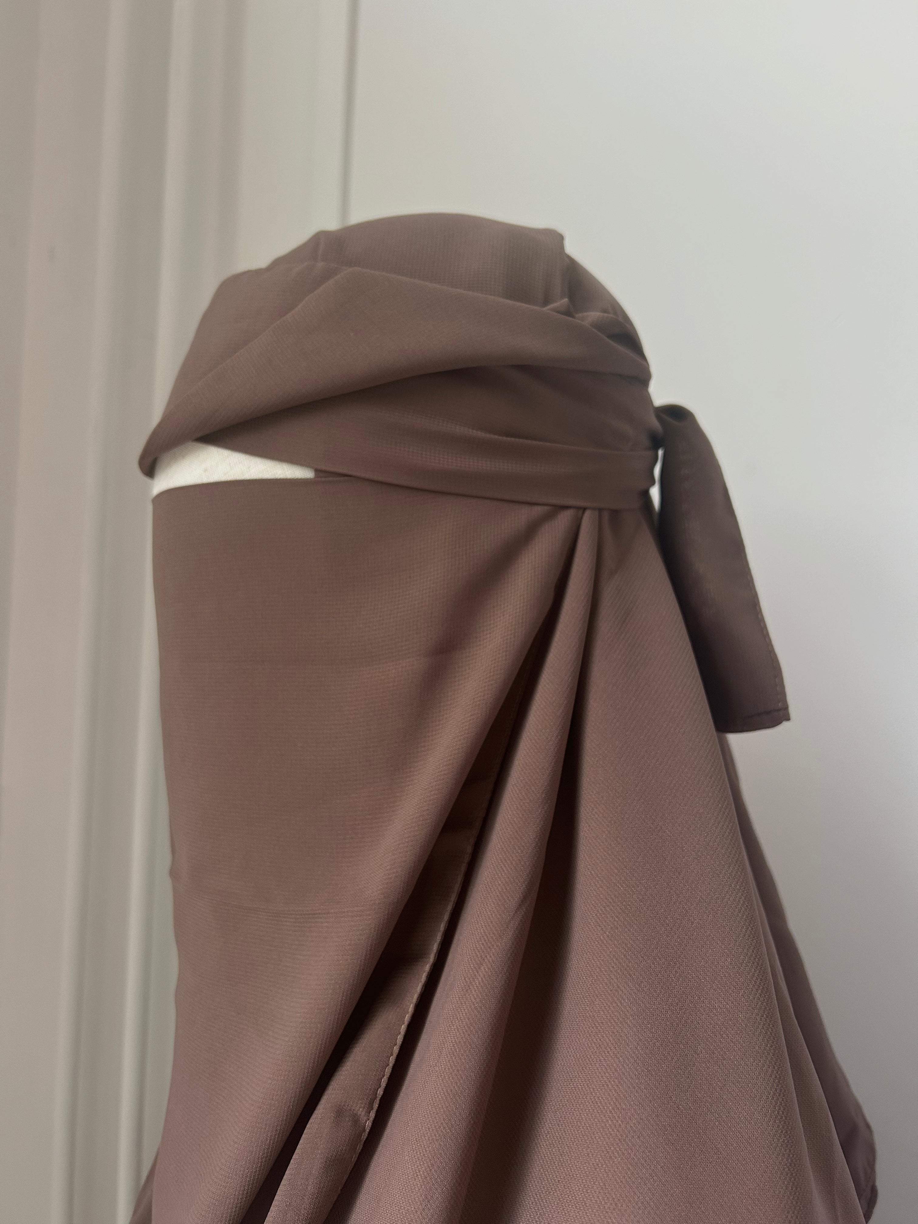 Niqab Ash Brown